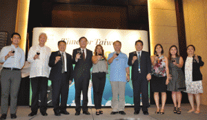Top executives of TECO and the Manila Economic and Cultural Office toast to more travel opportunities between Taiwan and the Philippines