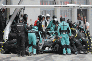 Mercedes AMG Petronas F1 Team’s German driver Nico Rosberg takes a pit stop at the Red Bull Ring in Spielberg, Austria on Sunday, during the Austrian Formula One Grand Prix. AFP PHOTO