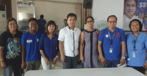 Philippine Swimming League president Susan Papa and secretary general Maria Susan Benasa with Laguna governor Ramil Hernandez, Laguna sports head Celso Rivera, Capitol Swimming Club swimmer Ian Ferdinand and Amy Trinidad during the courtesy call at the Laguna Provincial Office.  CONTRIBUTED PHOTO