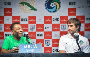 Brazilian football legend Pele (left) delivers a joint press conference with US football team New York Cosmos’ Spanish player Raul Gonzalez (right) and Cuban player Yenier Marquez (out of frame) during press conference in Havana on Tuesday. The New York Cosmos will kick off a new era in sporting relations between the United States and Cuba on June 2, when they become the first US sports team to play in the island in 16 years. AFP PHOTO