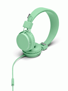 Soundtrip becomes colorful with this pair of headphones