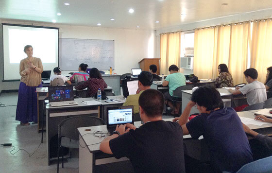 Manila Times College (TMTC) undergo a two-week crash course on English grammar with Professor Juanita Blackton, a visiting English language specialist from Kansas City, Missouri under a program with the US Department of State. The course is part of a Memorandum of Understanding (MOU) between TMTC and the US Embassy Public Affairs Service-Manila for collaborative efforts in enhancing the English language and reporting skills of journalism students and developing a new crop of journalists. PHOTO BY RENE DILAN  