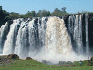 The majestic Blue Nile river called ‘smoking water’ plunges down 45 meters