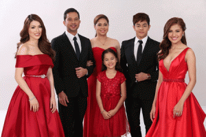 TV’s newest family: Kylie Padilla, Bobby Andrews, Angelu de Leon, Julian Trono, Julie Anne San Jose, and Mona Louise Rey (center)