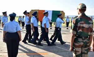 KALAM PASSING  Indian Air Force officials and Indian Army officials carry a casket bearing the body of former President of India APJ Abdul Kalam towards a waiting aircraft at an air force base in Guwahati on July 28, 2015. India’s former president and top scientist A. P. J. Kalam, who played a lead role in the country’s nuclear weapons tests, died on July 27, a hospital official said. He was 83. Kalam collapsed during a lecture at a management institute in the northeastern Indian city of Shillong, and was declared dead on arrival by doctors at Bethany hospital. AFP PHOTO