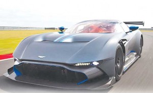 Aston-Martin-Vulcan20150804