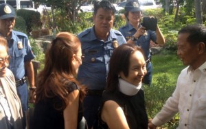  FRIENDS  A photograph posted on the Twitter account of ABSCBN reporter Zen Hernandez shows former president Gloria Arroyo and Vice President Jejomar Binay at the Heritage memorial chapels in Taguig City.