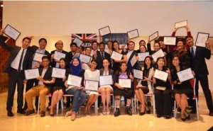 British Ambassador to the Philippines Asif Ahmad rejoices with this year’s batch of Filipino Chevening scholars