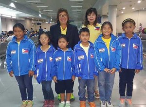 (From left) Julia Basa, Julyiana Cassiopea Calibjo, Asha Segotier, Marc Bryan Dula, Micaela Jasmine Mojdeh and Sinead Famanila with Philippine Swimming League President Susan Papa and Secretary Geneneral Maria Susan Benasa. CONTRIBUTED PHOTO