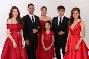 The fictional family of ‘Buena Familia:’ Kylie Padilla, Bobby Andrews, Angelu de Leon, Julian Trono, Julie Anne San Jose and Mona Louise Rey