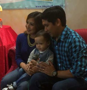 Jolina Magdangal, her husband Mark Escueta and their son Pele