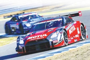 E4---Nissan-Motul20151201