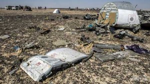 POSSIBLE TERROR ATTACK  Debris from a crashed Russian charter jet in Egypt’s Sinai is seen in this November 1 photo. Russian authorities late Monday acknowledged that the Airbus A-321 with 224 people on board could have been brought down by a terrorist attack, shortly after it took off from Sharm el-Sheikh, Egypt on October 31. AFP PHOTO