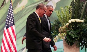 BEST FRIENDS Presidents Aquino and Obama engage in small talk before the start of their bilateral meeting. MALACANANG PHOTO 