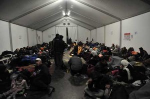 NOWHERE TO GO  Migrants and refugees sitting in a tent of a camp station wait to cross the Greece-Macedonia (also referred as Former Yugoslavia Rebublic of Makedonia) border, near the village of Idomeni on Friday. Countries along the migrant route through the Balkans have begun tightening restrictions on the wave people crossing their borders by allowing entry only to those fleeing war, aid workers and officials said also on Friday. AFP PHOTO