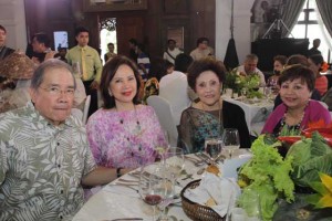  Abe Nini Licaros, Rosita Lesaca and Karen Macasaet 