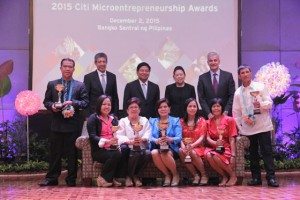  The winners of the Citi Microentrepreneurship Awards (CMA) are (front, from left) Jordan Inalisan, Regional Awardee for Visayas; Laarni Ditablan, Special Award for Agri Micro-business; Maternidad Salili, Regional Awardee for Mindanao; Lydia Malot, National Winner; Ester Shiela Vitto, Regional Awardee for Luzon; Victoria bantilan, Special Award for Agri Micro-business; and Marines Takingan, Special Award for Community Leadership. The awards were handed over to the awardees by CMA National Selection Committee members (rear, from left) Aftab Ahmed, Citi Philippines Chief Executive Officer; Amando Tetangco Jr., bangko Sentral ng Pilipinas Governor; Marixi Rufino-Prieto, Chair of the Philippine Daily Inquirer; and Fernando Zobel de Ayala, President of Ayala Corp.. The event was held at the bangko Sentral ng Pilipinas Main Office in Pasay City. PHOTO By ABBy PALMONES 