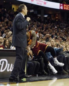 LeBron James No.23 of the Cleveland Cavaliers crashes intothe stands, injuring Ellie Day, wifeof professional golfer Jason Day,while chasing a loose ball duringthe second half against theOklahoma City Thunder on Fridayat Quicken Loans Arena in Cleveland, Ohio.  AFP PHOTO