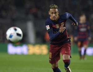 Barcelona’s Brazilian forward Neymar chases a ball during the Spanish Copa del Rey (King’s Cup) quarterfinals second leg football match FC Barcelona vs Athletic Club de Bilbao at Camp Nou stadium in Barcelona on Thursday. AFP PHOTO