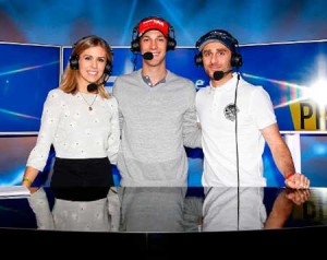 Bruno Senna (center) and Nico Prost (right) pose after competing for the first Formula E Race Off ‘virtual’ title. FIAFORMULAE.COM