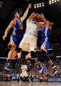 TIGHT DEFENSE  Danilo Gallinari No.8 of the Denver Nuggets has his shot blocked by Andre Iguodala No.9 of the Golden State Warriors as Klay Thompson No.11 of the Golden State Warriors helps defend on the play at Pepsi Center on Thursday in Denver, Colorado. AFP PHOTO