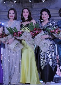  Helen Ong, Agnes Huibonhua and Mimi Valerio 