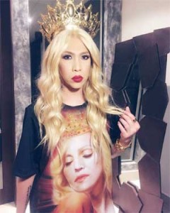 Vice Ganda honors ‘Her Madgesty’ by wearing her own gold crown