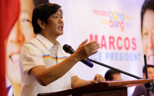 RISING SON Senator Ferdinand “Bongbong” Marcos Jr. addresses supporters in Vigan City on Wednesday. PHOTO BY CZEASAR DANCEL 