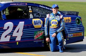 Chase Elliott, driver of the No.24 NAPA Auto Parts Chevrolet, poses with his car after winning the Pole Award during qualifying for the NASCAR Sprint Cup Series Daytona 500 at Daytona International Speedway on Monday in Daytona Beach, Florida. AFP PHOTO