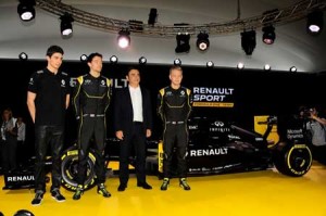 ??(left to right): Renault Sport F1 drivers Esteban Ocon and Jolyon Palmer, Carlos Ghosn, Renault chairman, and driver Kevin Magnussen of Renault Sport F1 pose during the team’s launch early this month at the Renault Technocenter in Guyancourt, France. F1.COM