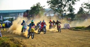 INTENSE  Moto legends will take the lead in the onset of the 2016 Diamond Motocross Series at MX Messiah Fairgrounds, Club Manila East, Taytay, Rizal. Contributed Photo
