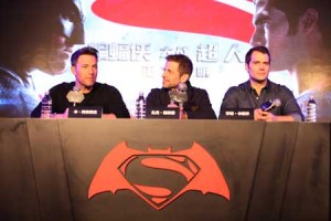 (From left) Affleck, director Snyder and Cavill