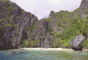 E2---El-Nido-Secret-Beach-20160329