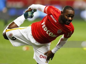 Monaco’s Brazilian forward Vagner Love stretches during a warm-up. AFP PHOTO