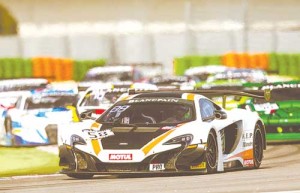 E4---McLaren-Blancpain20160419