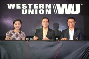 Western Union senior vice president Patricia Ringgen and marketing director Steve Peregrino for Southeast Asia and Oceania welcome the multi-awarded actor to the company 