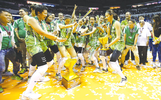 La Salle downs Lady Eagles in do-or-die match | The Manila Times