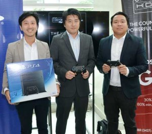 In photo during the launch are (from left): Sony Playstation Singapore Head of Product Marketing Arata Naito, Sony Philippines President and Managing Director Nobuyoshi Otake and PLDT VP and Home Marketing Director Gary Dujali.