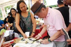 National Artist Virgilio Almario joined Dia del Libro to interact with his literary follower