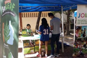 Students visit Haribon’s booth to learn more about its biodiversity conservation projects during Ateneo’s HEC week