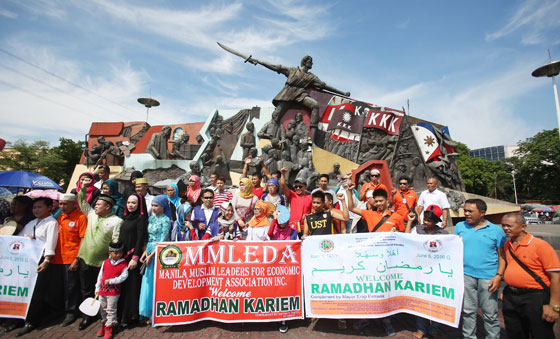 Members of the Office of Muslim Affairs of the Manila City Hall led by Sultan Edrieza Nasser Rimbang, hold a caravan along the streets of Manila on Friday in observance of the coming Ramadan or Holy Month of Fasting on June 6. PHOTO BY RUSSELL PALMA 