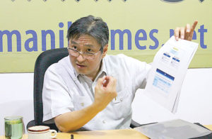 TOP PRIORITY “The Philippines will have to compete in the region’s unprecedented growth,” IATA-Philippines country manager Roberto Lim said during a roundtable discussion with The Manila Times on Thursday. PHOTO BY LORENZO ANTONIO MENDOZA 