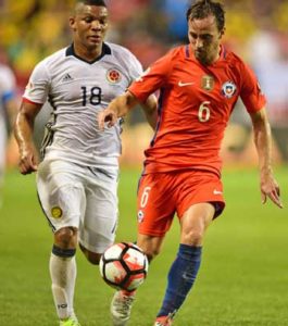 Chile’s Jose Fuenzalida (right) vies for the ball with Colombia’s Frank Fabra during a Copa America Centenario semifinal football match in Chicago, Illinois, United States, on Thursday. AFP PHOTO