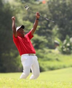 Tony Lascuña whoops it up after canning in his first birdie-putt on No. 8. CONTRIBUTED PHOTO