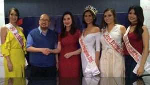 Vic del Rosario, Jr., chairman and CEO of Viva and Cory Quirino of CQ Global Quest (center) flanked by 2015’s Miss World Philippines winners: (from left) First Princess Marita Cassandra Naidas, Miss World Philippines Hillarie Danielle Parungao, 2nd Princess Mia Allyson Howell, and 3rd Princess Ma. Vanessa Wright