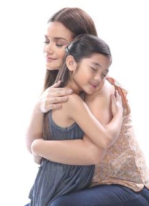  With child actress Sofia Jayzel Cabatay in ‘Sa Piling Ni Nanay’