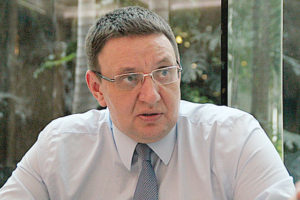 Dr. Vladimir Kuznetsov