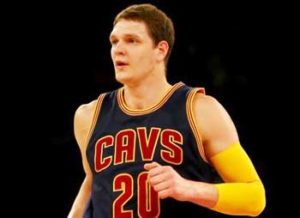 Timofey Mozgov AFP PHOTO