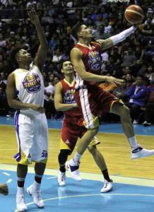 Terence Romeo drives on Junmar Fajardo during the PBA All Stars Nourth vs South at the Araneta Coliseum. PHOTO BY BOB DUNGO JR.