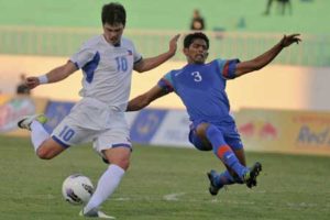 Philippines Azkal Phil Younghusband (left) and Indian football player Raju tussle for the ball during their AFC Challenge Cup in Kathmandu. AFP PHOTO